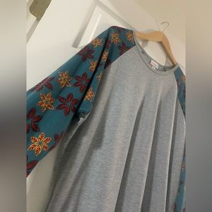 LulaRoe Grey Top